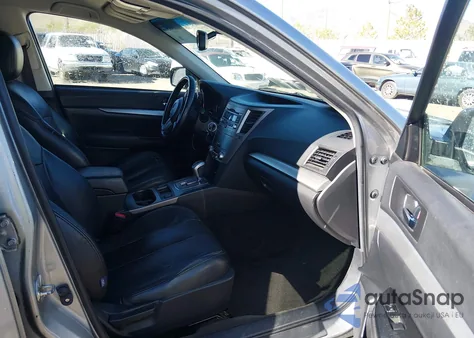 2011 Subaru Outback 2.5I Premium z USA, uszkodzony, nr VIN 4S4BRBCC8B3430422